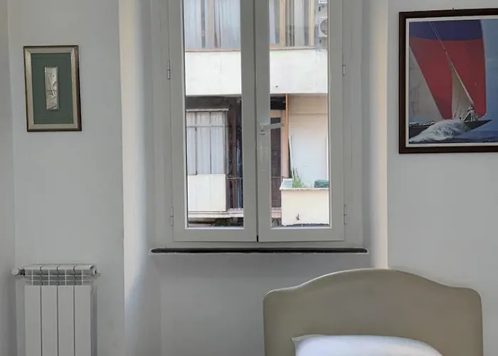 Emanuela Hostel Řím