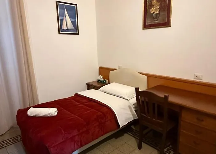 Hostel Emanuela *