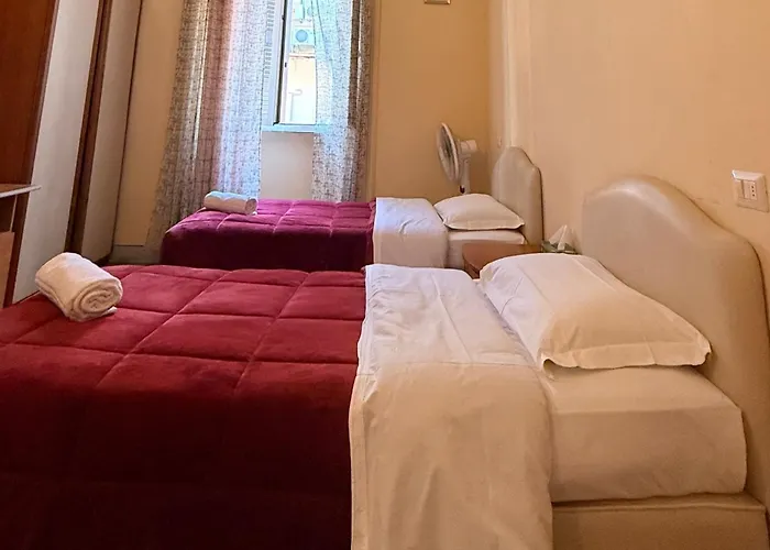 Emanuela Hostel Řím